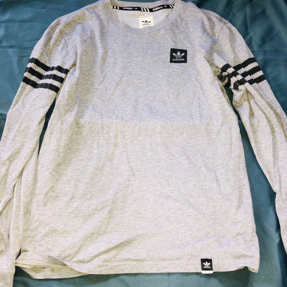Adidas top